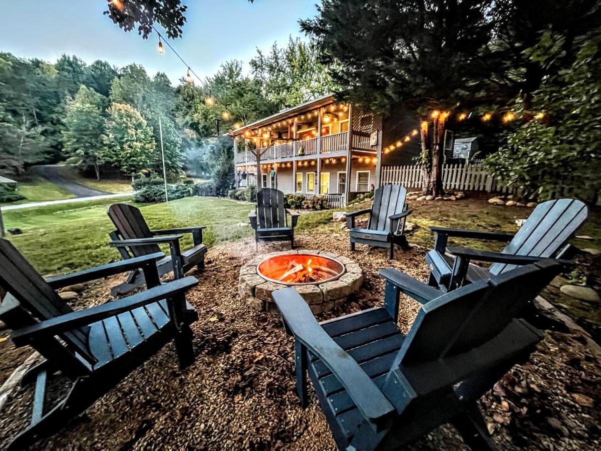 Ole Smoky Bnb - Game Room, Hot Tub, Mtn Views! พิเจนฟอร์จ ภายนอก รูปภาพ