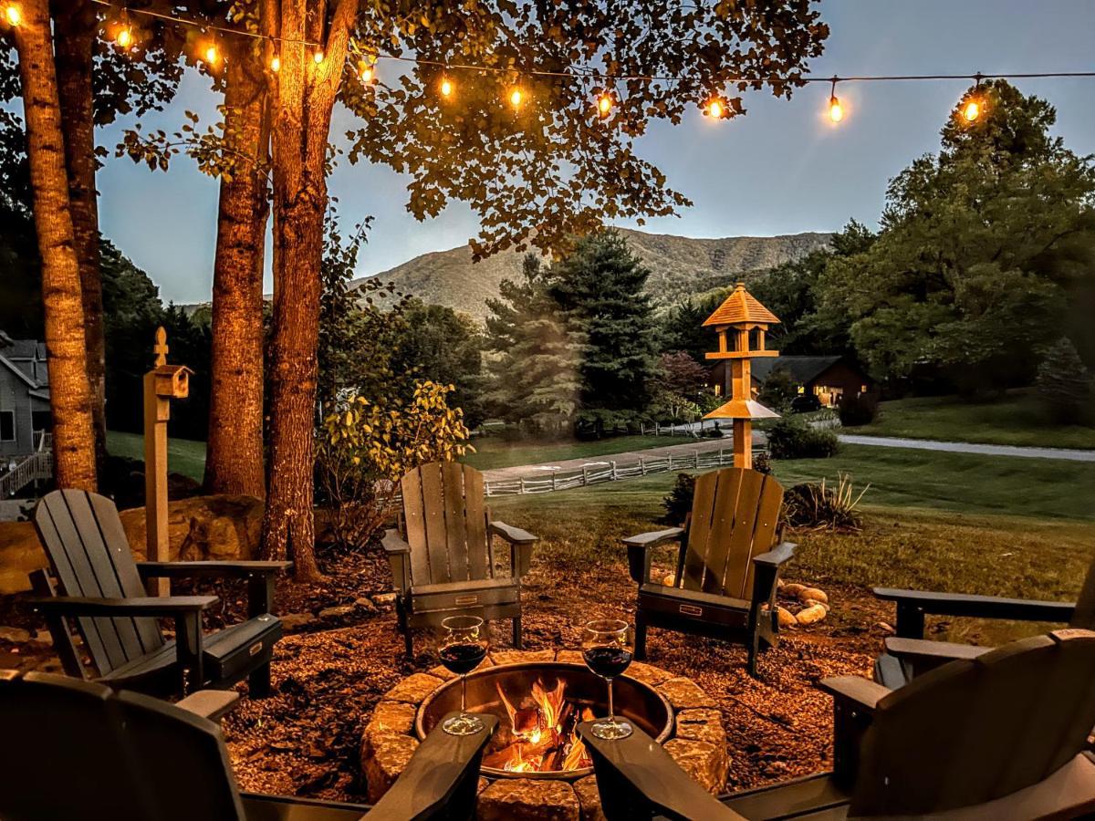 Ole Smoky Bnb - Game Room, Hot Tub, Mtn Views! พิเจนฟอร์จ ภายนอก รูปภาพ