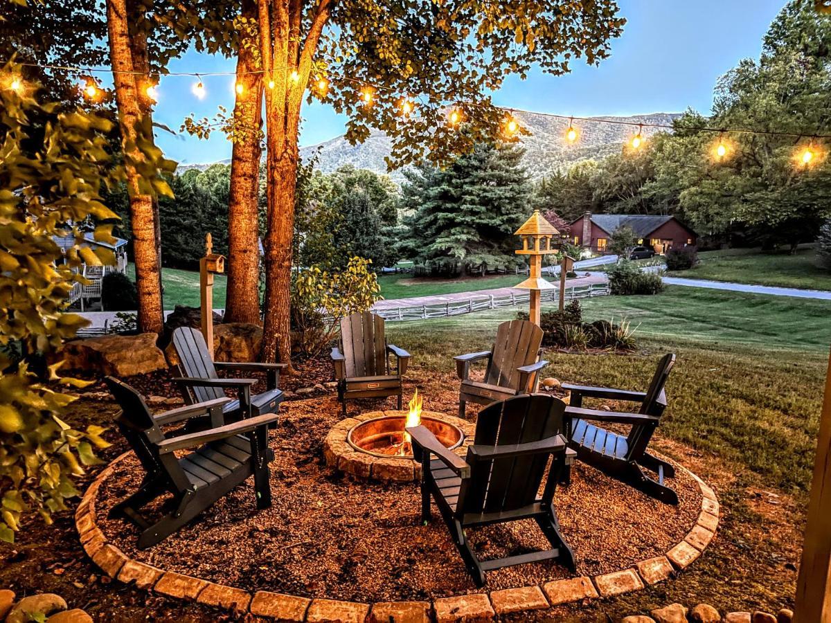 Ole Smoky Bnb - Game Room, Hot Tub, Mtn Views! พิเจนฟอร์จ ภายนอก รูปภาพ