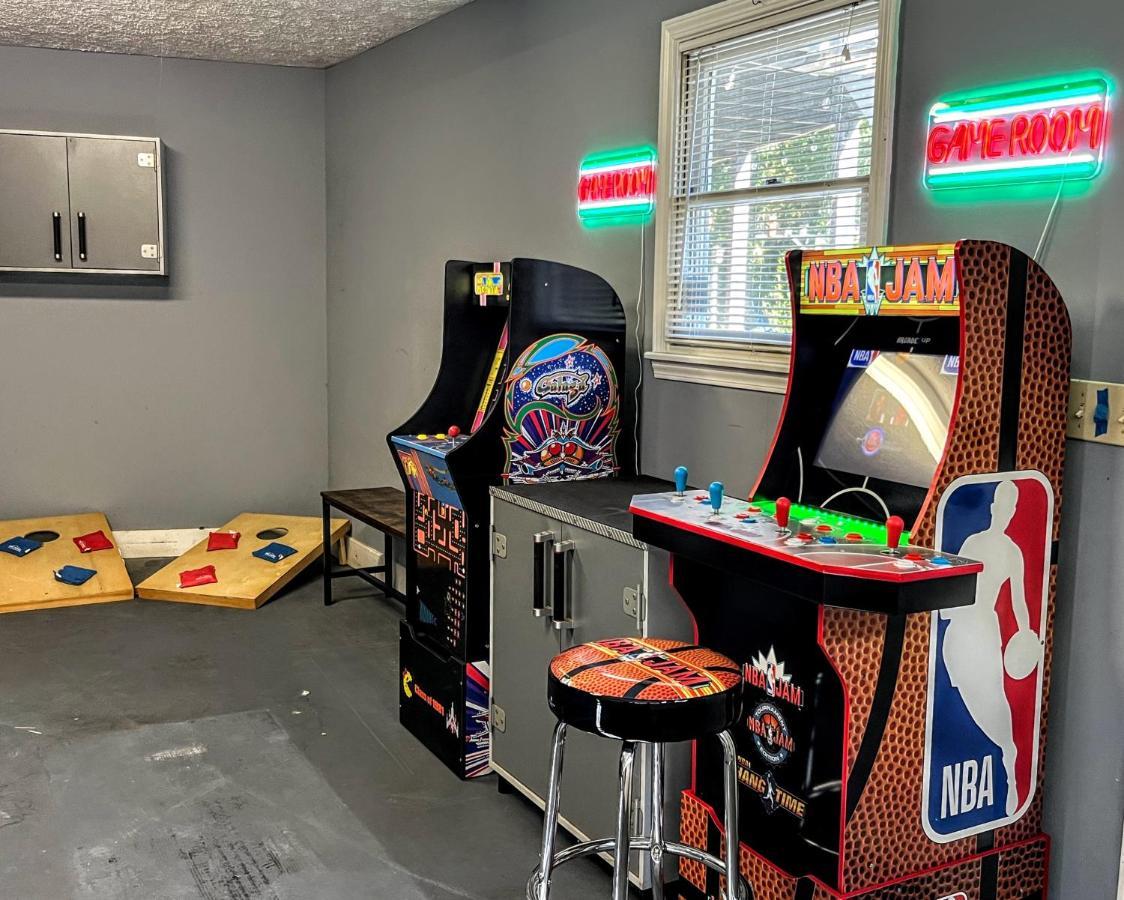 Ole Smoky Bnb - Game Room, Hot Tub, Mtn Views! พิเจนฟอร์จ ภายนอก รูปภาพ