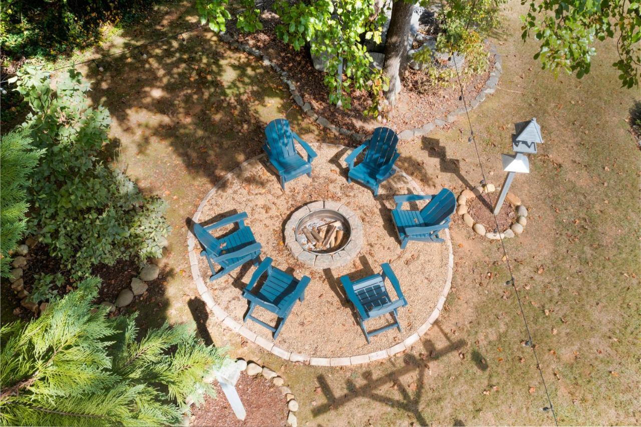 Ole Smoky Bnb - Game Room, Hot Tub, Mtn Views! พิเจนฟอร์จ ภายนอก รูปภาพ